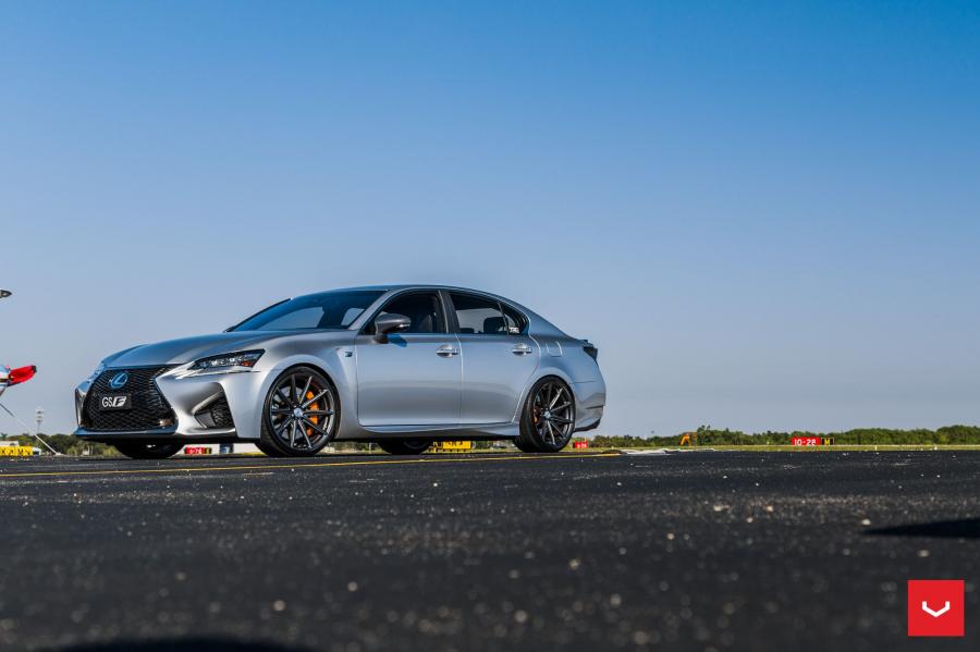  Lexus GS F on Vossen Wheels (VFS-10) 2017 года  (фото 3 из 21)